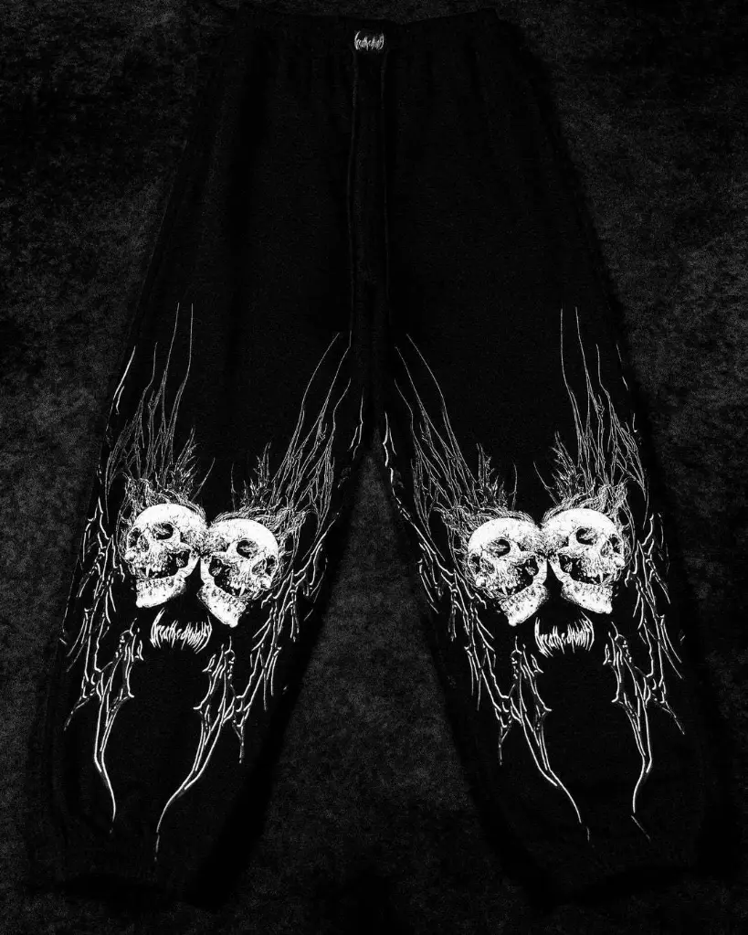 Y2K Skull (Blanco, Negro, S, Masculino)