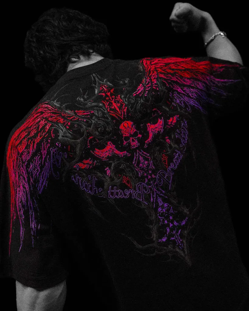 BreathDinivty Big Cross T-shirt