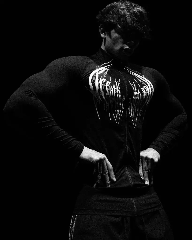 Doomslayer Zip-Up Compression